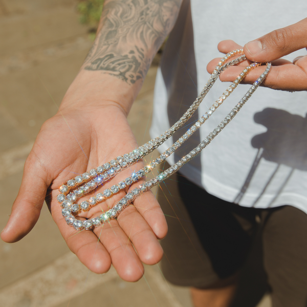 Graduated Tennis Chain - Gold